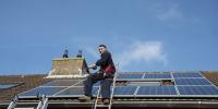 Grøn genstart solceller jobs
